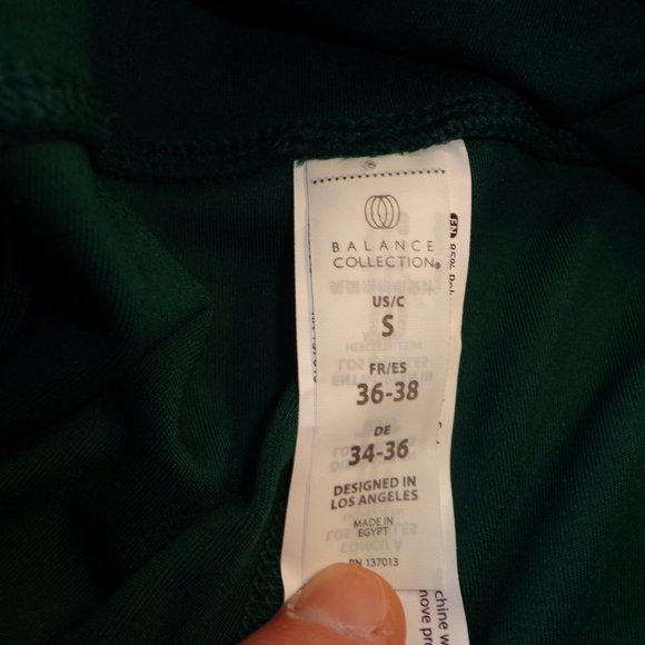 FIRM NWT Balance Collection Dry-wik Cropped Leggings Hunter Green S - Picture 12 of 16